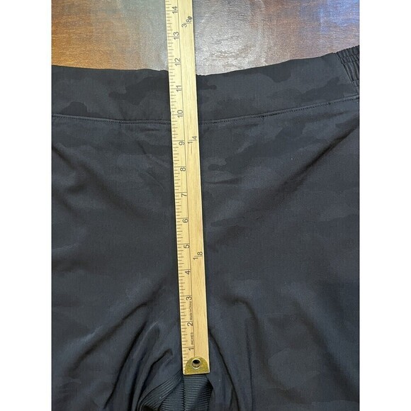 Athleta Brooklyn Lined Camo Jogger Womens Size 14 - Picture 6 of 7